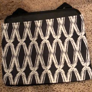 Thirty-one Oh Snap Pouch